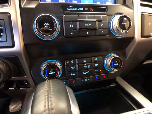 Certified 2020 Ford F150 Platinum w/ Equipment Group 701A Luxury AWD/4WD image 18