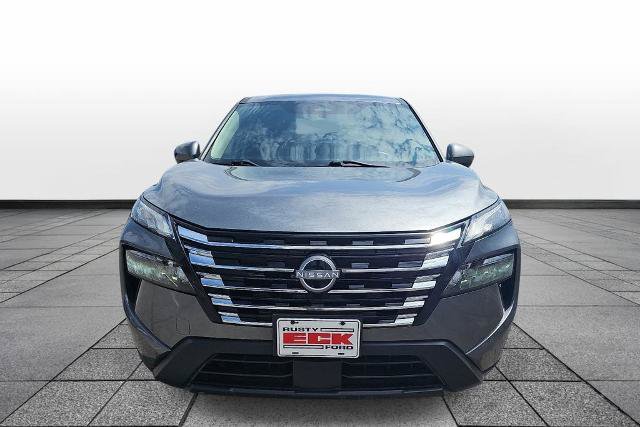 Used 2024 Nissan Rogue SV AWD/4WD image 2