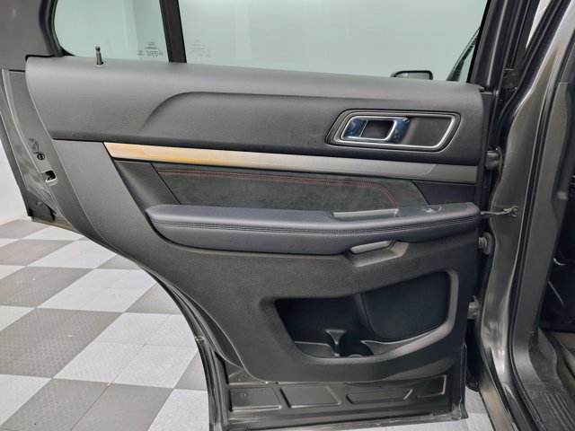 Certified 2018 Ford Explorer XLT w/ Equipment Group 202A AWD/4WD image 12