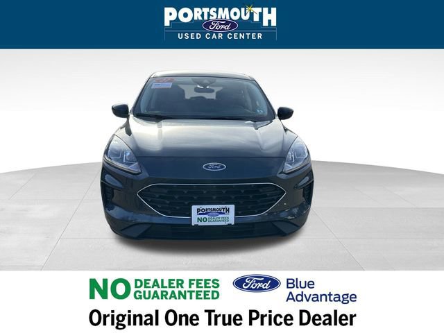 Certified 2022 Ford Escape SE w/ SE Sport Appearance Package image 9