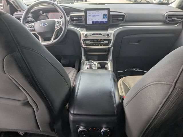 Certified 2022 Ford Explorer XLT RWD image 21