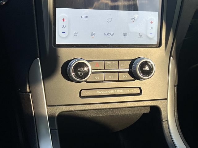 Certified 2024 Ford Edge SEL w/ Convenience Package AWD/4WD image 24