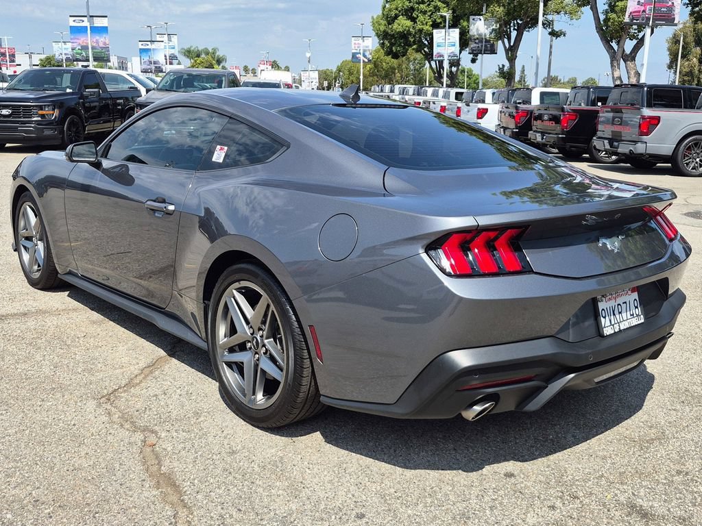 Certified 2025 Ford Mustang Coupe RWD image 4