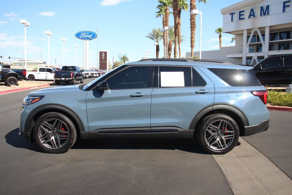 Certified 2026 Ford Explorer ST w/ Sun And Sound Package AWD/4WD image 4