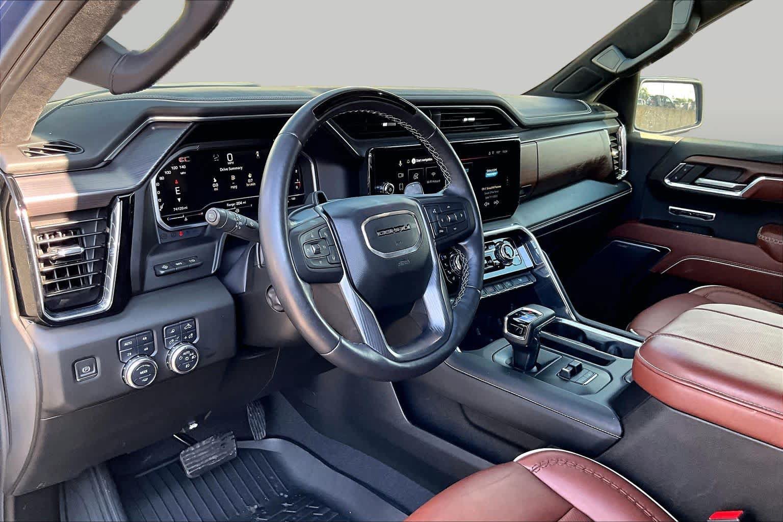 Used 2024 GMC Sierra 1500 Denali Ultimate AWD/4WD image 18