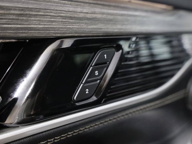 Used 2024 Jeep Wagoneer L Series II w/ Flexible Seating Group AWD/4WD image 30
