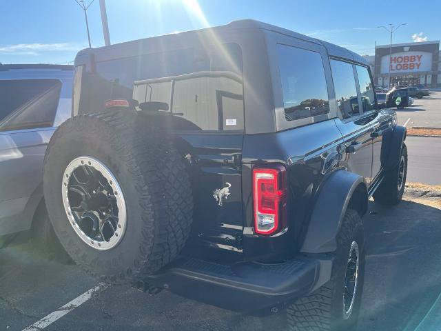 Certified 2022 Ford Bronco Black Diamond w/ Sasquatch Package AWD/4WD image 4
