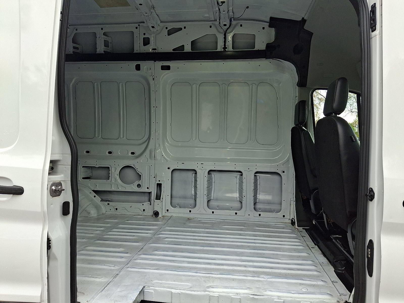 Certified 2024 Ford Transit 250 148 High Roof AWD image 11