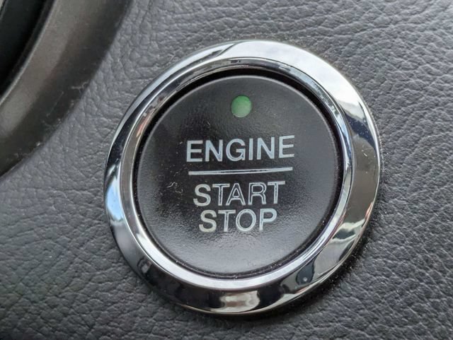 Certified 2017 Ford Fusion SE w/ Fusion SE Technology Package FWD image 26
