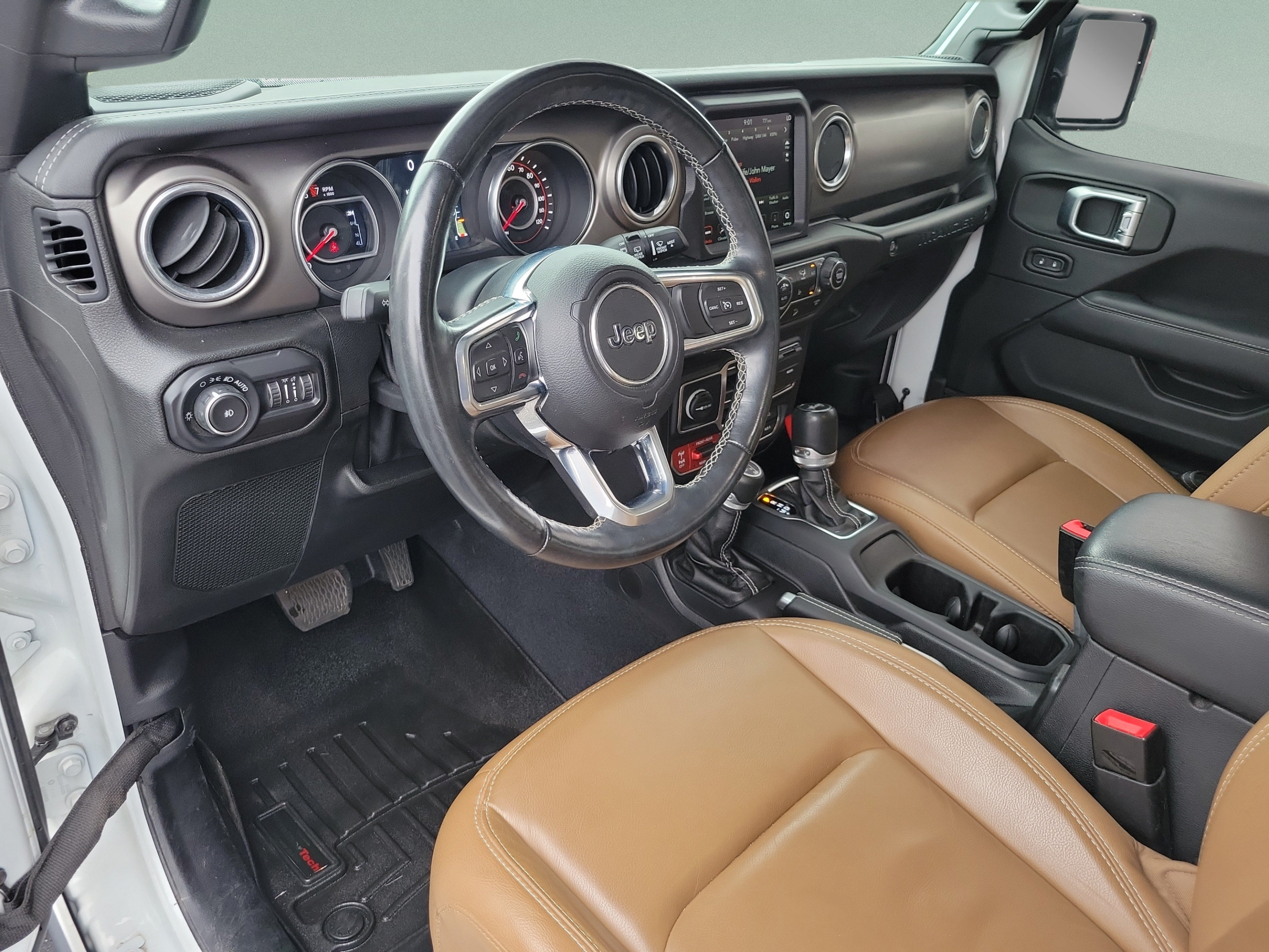 Used 2020 Jeep Wrangler Unlimited Rubicon AWD/4WD image 15