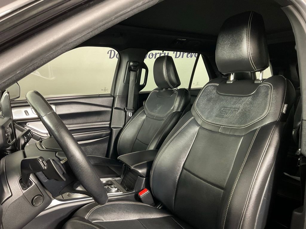 Certified 2020 Ford Explorer ST w/ ST Street Pack image 14