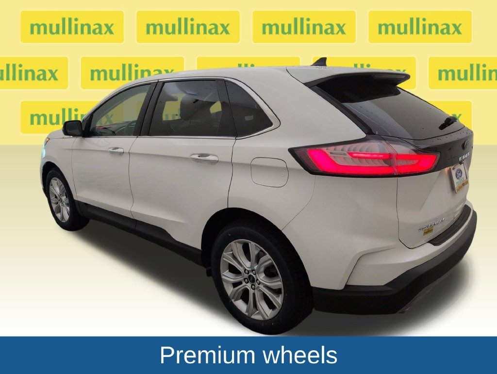 Certified 2021 Ford Edge Titanium FWD image 8