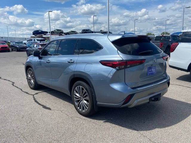 Used 2021 Toyota Highlander Platinum AWD/4WD image 4