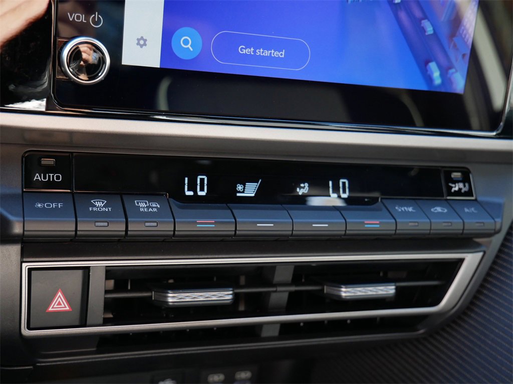 Used 2025 Toyota Camry SE image 22