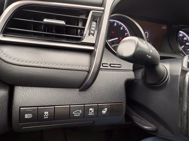 Used 2024 Toyota Camry SE AWD/4WD image 24