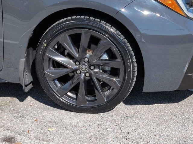 Used 2023 Toyota Corolla SE w/ SE Premium Package image 11
