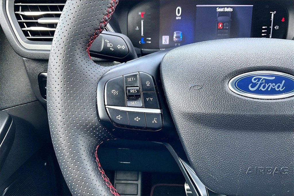Certified 2023 Ford Escape ST-Line w/ Tech Pack #1 image 18