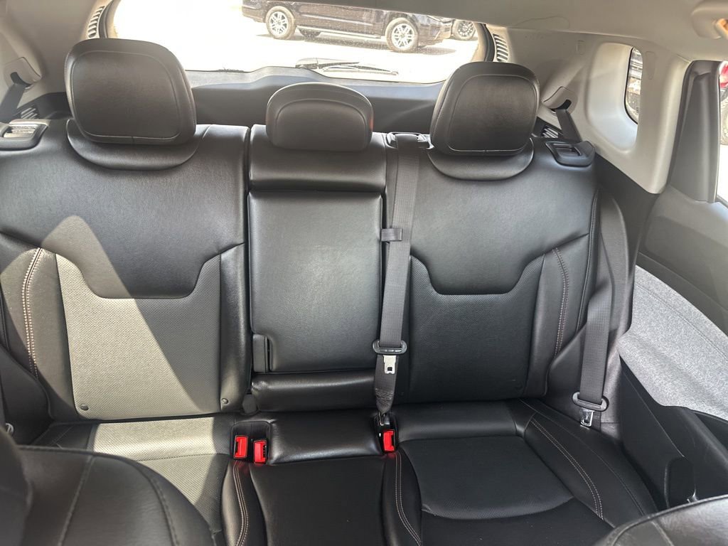 Used 2022 Jeep Compass Latitude AWD/4WD image 9