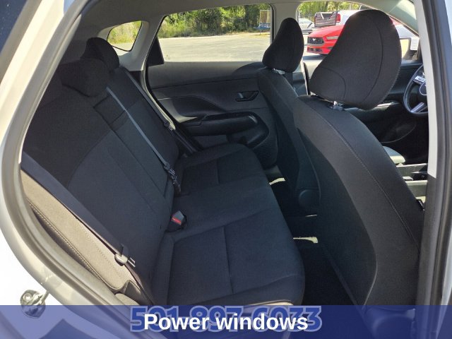 Used 2025 Hyundai Kona SEL FWD image 16