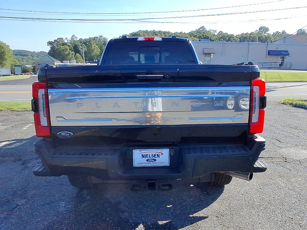 Certified 2023 Ford F350 Platinum w/ FX4 Off-Road Package AWD/4WD image 29