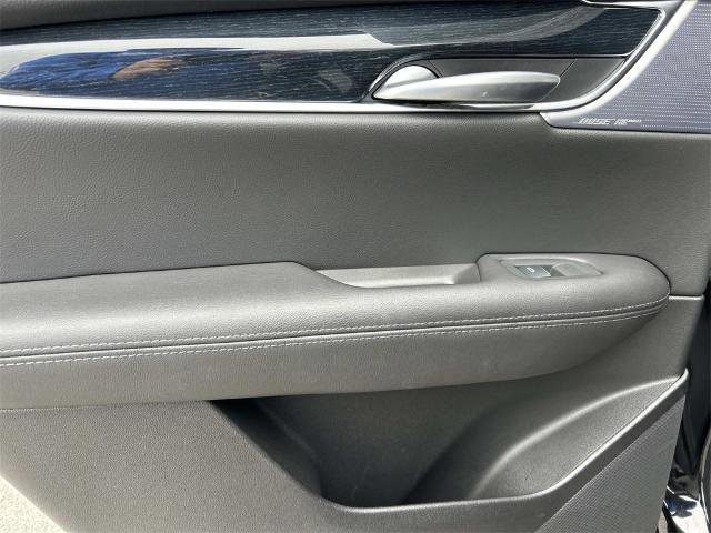 Used 2025 Cadillac XT5 Premium Luxury w/ Technology Package image 14