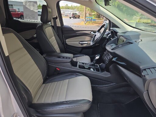 Certified 2019 Ford Escape SEL FWD image 15