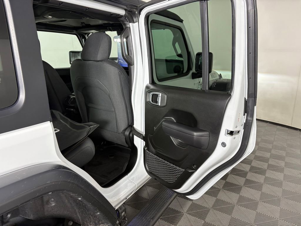 Used 2024 Jeep Wrangler Unlimited Sport AWD/4WD image 30