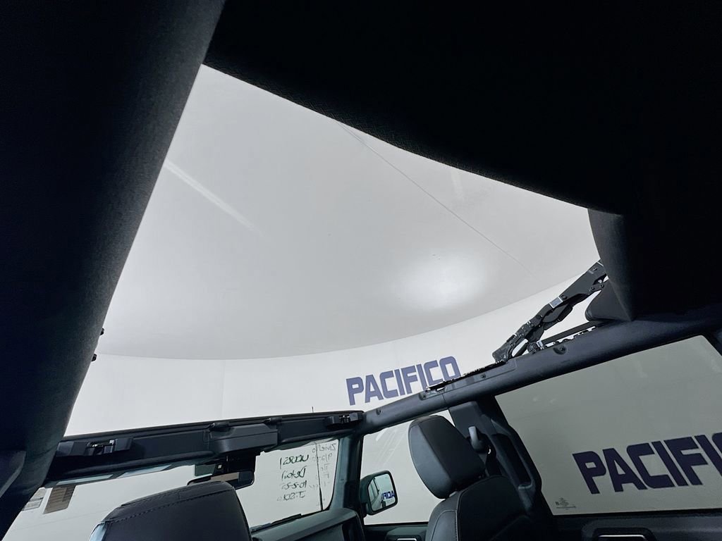 Certified 2024 Ford Bronco Black Diamond image 37