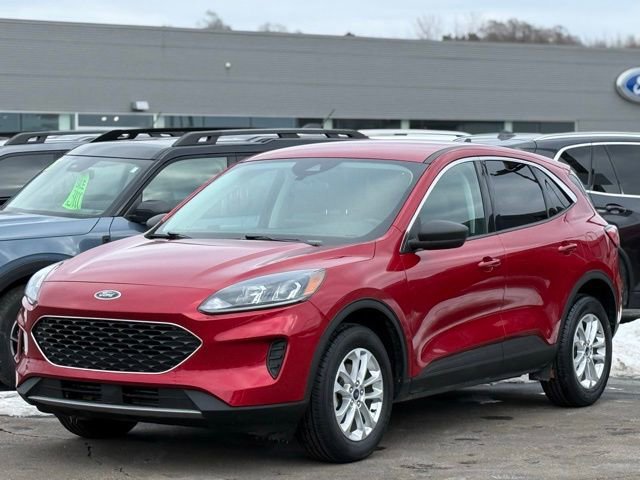 Certified 2022 Ford Escape SE w/ Convenience Package image 3