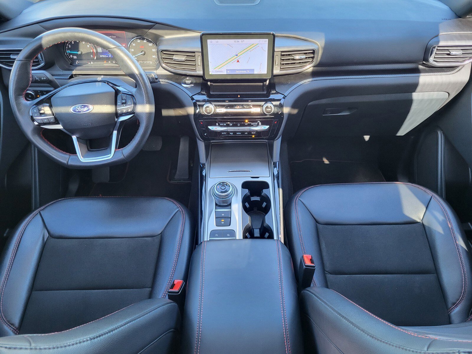 Certified 2023 Ford Explorer ST-Line w/ Class IV Trailer Tow Package image 13