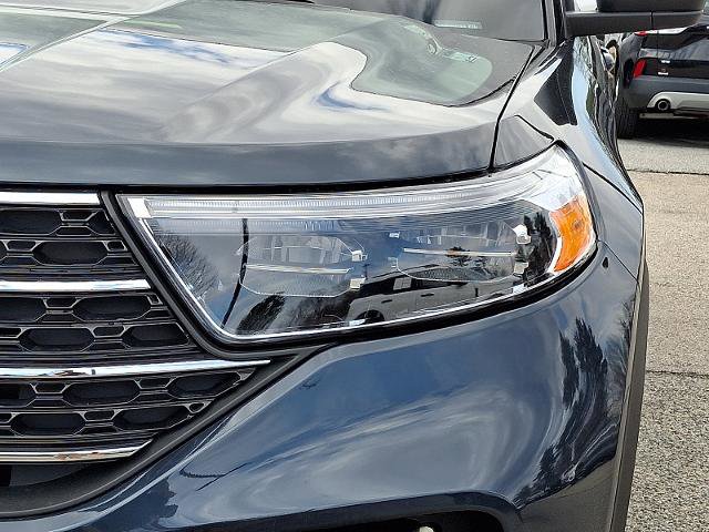 Certified 2024 Ford Explorer XLT w/ Equipment Group 202A image 9