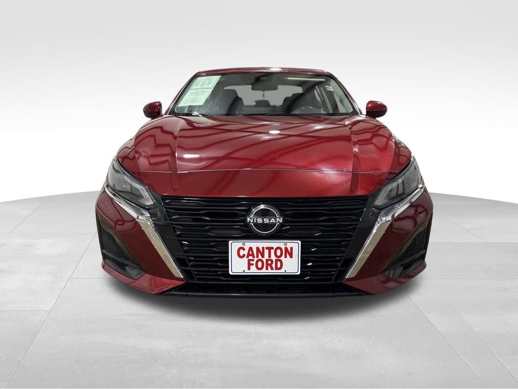 Used 2023 Nissan Altima 2.5 SV w/ SV Premium Package image 8