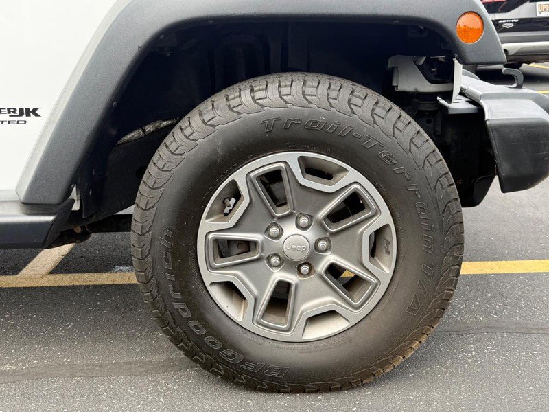 Used 2018 Jeep Wrangler Unlimited Rubicon w/ Dual Top Group AWD/4WD image 12