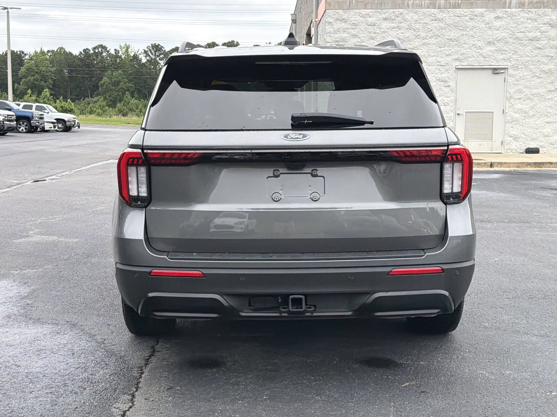 Certified 2025 Ford Explorer ST-Line RWD image 12