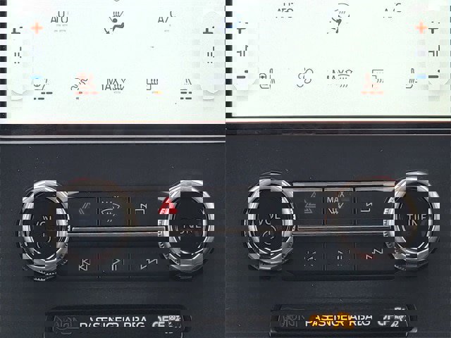 Certified 2022 Ford Edge Titanium image 29