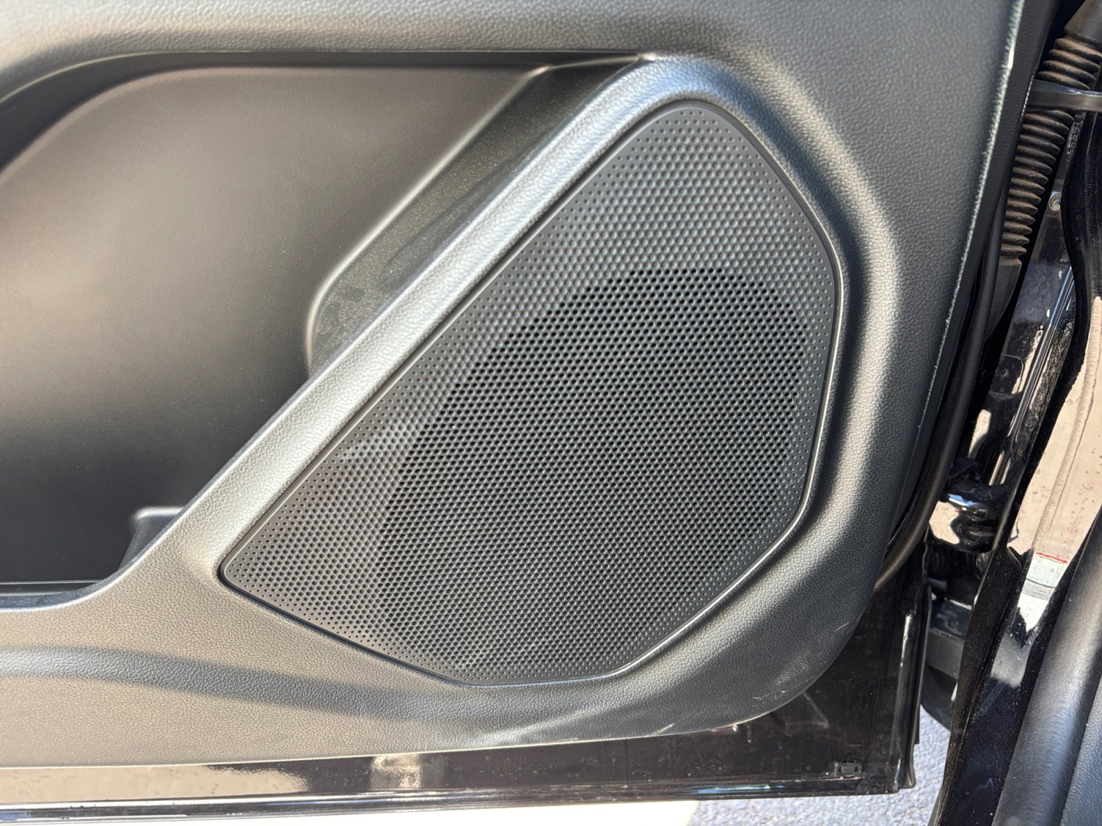 Certified 2023 Ford Explorer XLT w/ Equipment Group 202A image 25