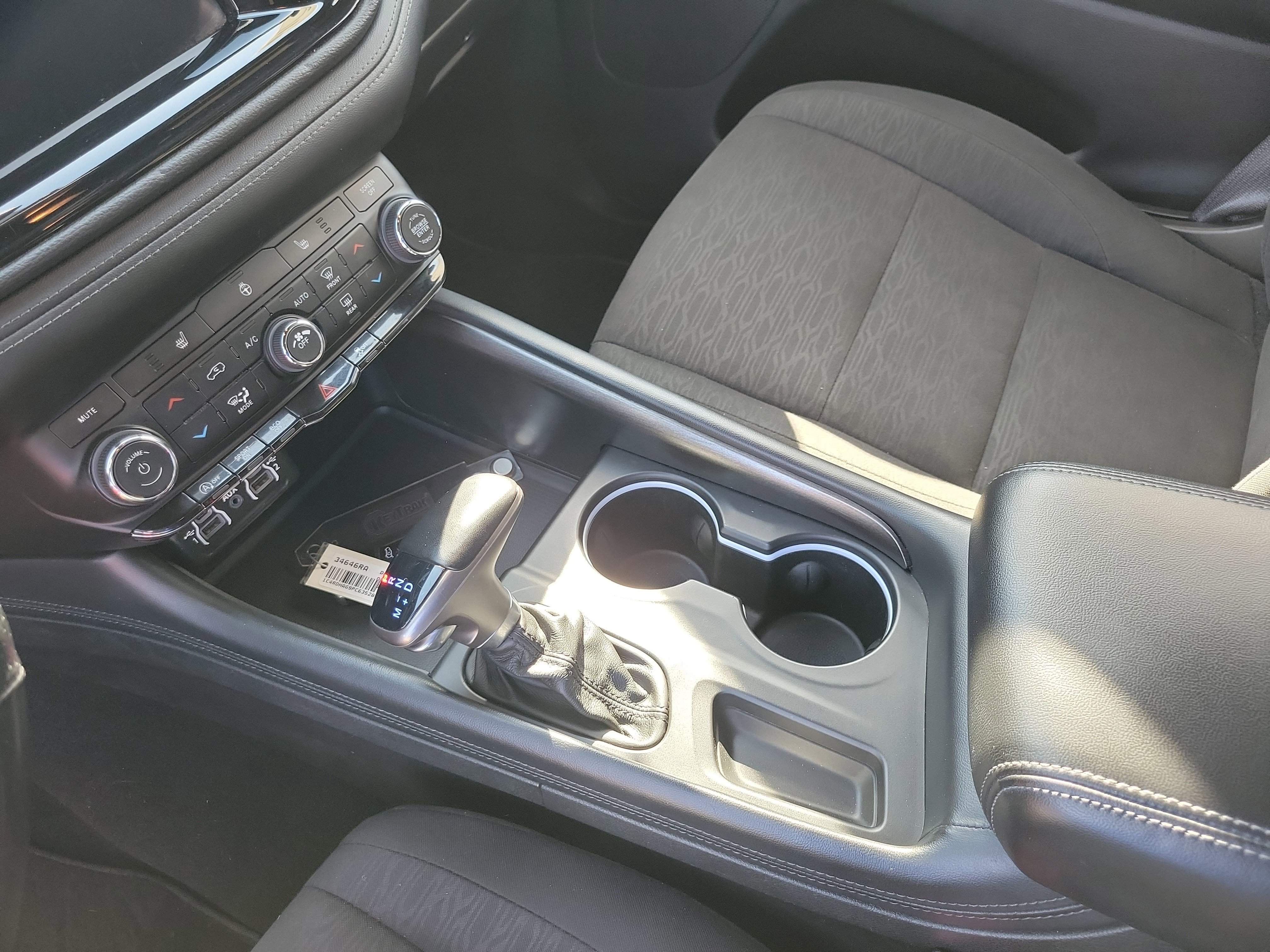 Used 2023 Dodge Durango SXT RWD image 8