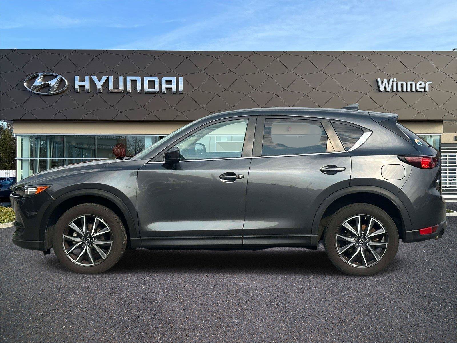 Used 2018 MAZDA CX-5 Touring AWD/4WD image 2