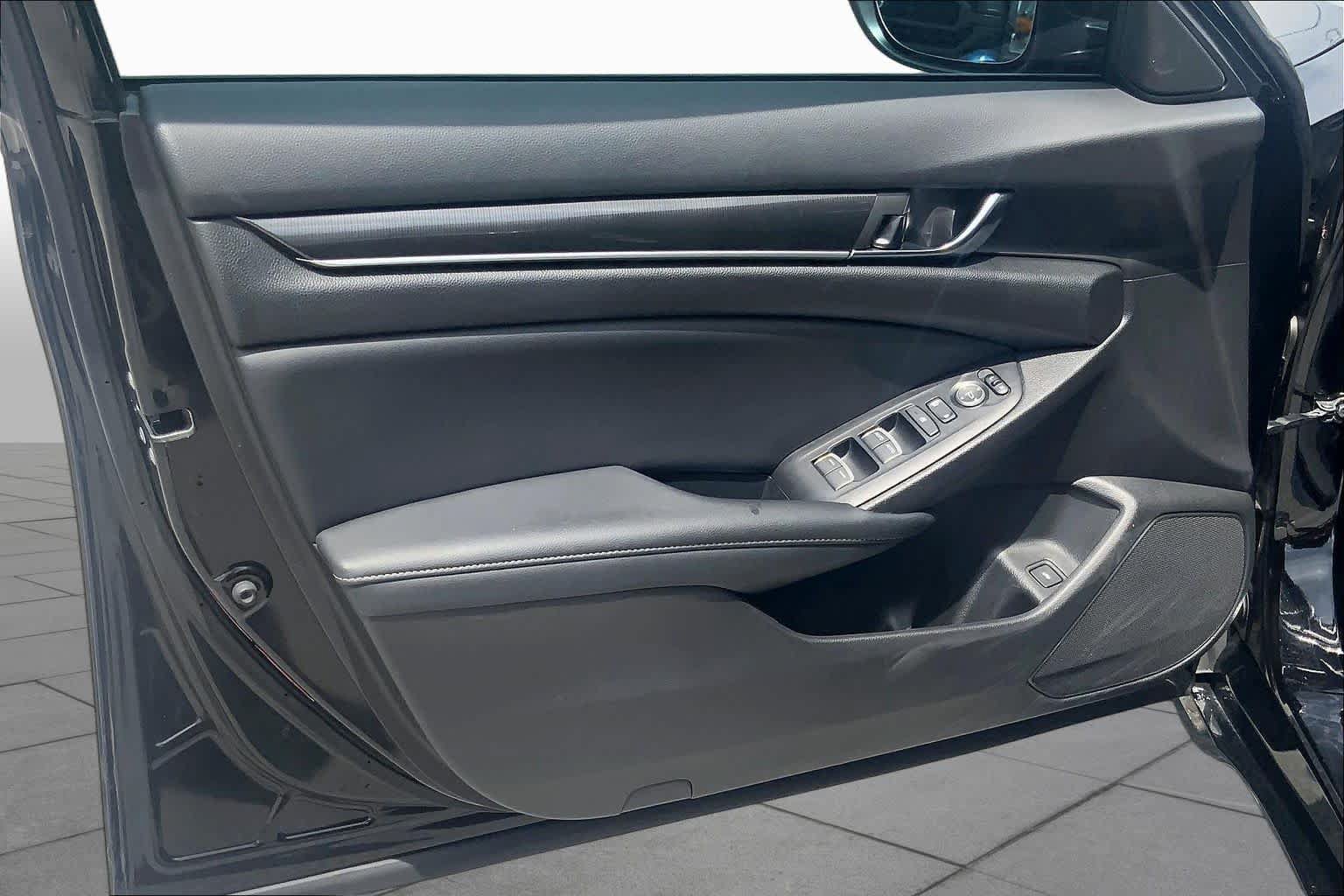Used 2022 Honda Accord Sport image 22