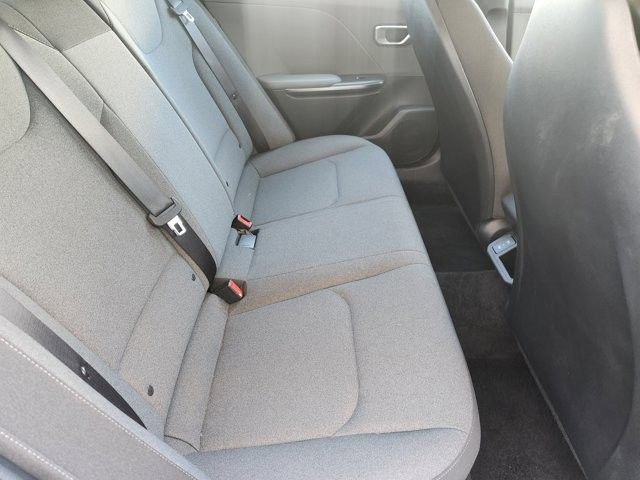 Used 2025 Kia K4 FWD image 31