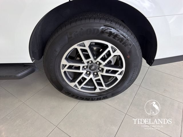 Certified 2025 Ford Expedition Active RWD image 32