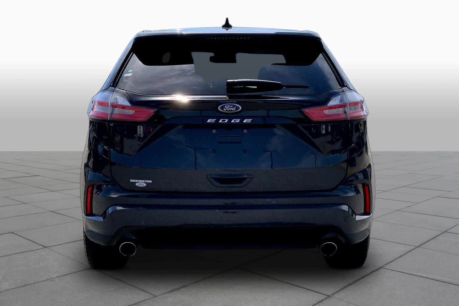 Certified 2021 Ford Edge ST-Line FWD image 5