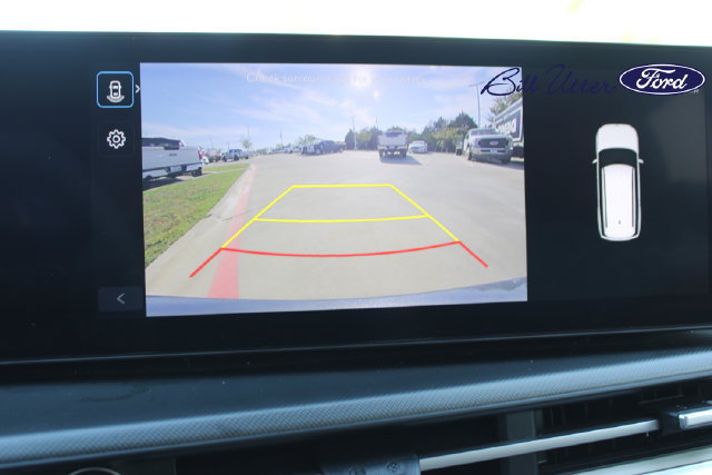 Used 2025 Hyundai Santa Fe SEL FWD image 19