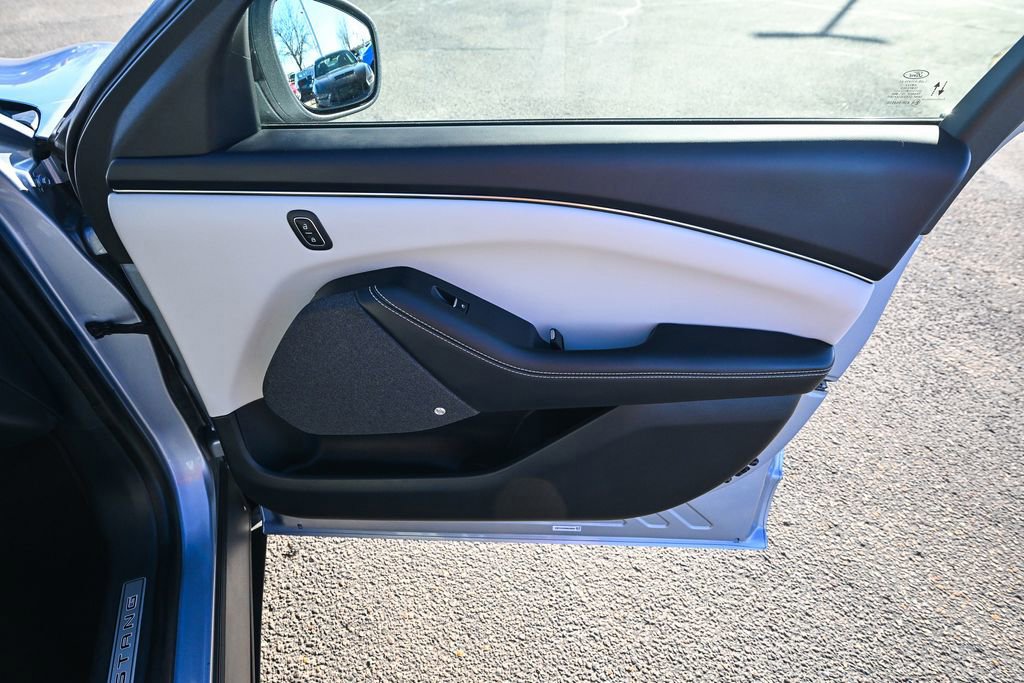 Certified 2022 Ford Mustang Mach-E Premium image 29