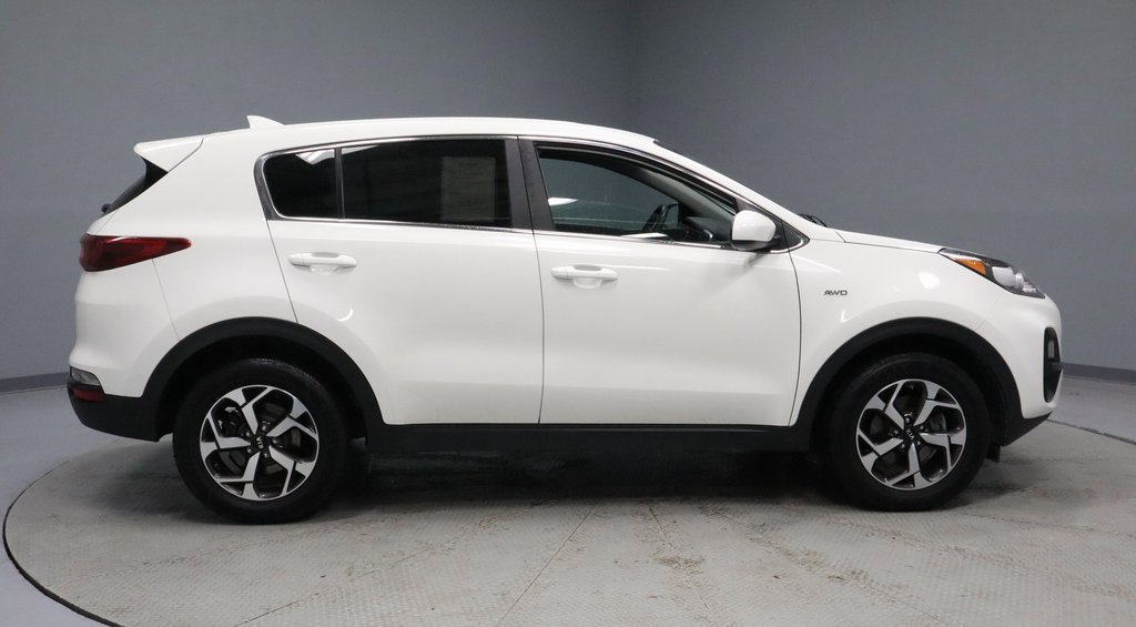 Used 2020 Kia Sportage LX image 11