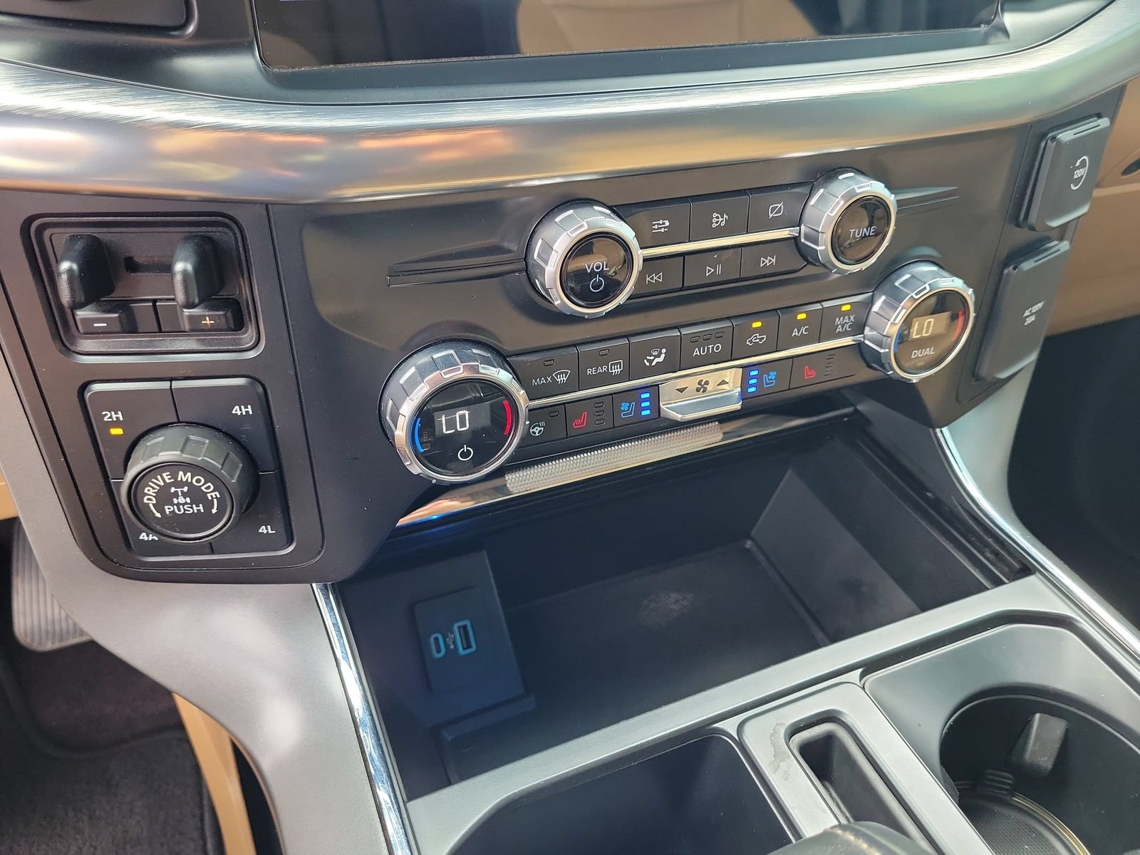 Certified 2021 Ford F150 Lariat w/ Equipment Group 502A High AWD/4WD image 26