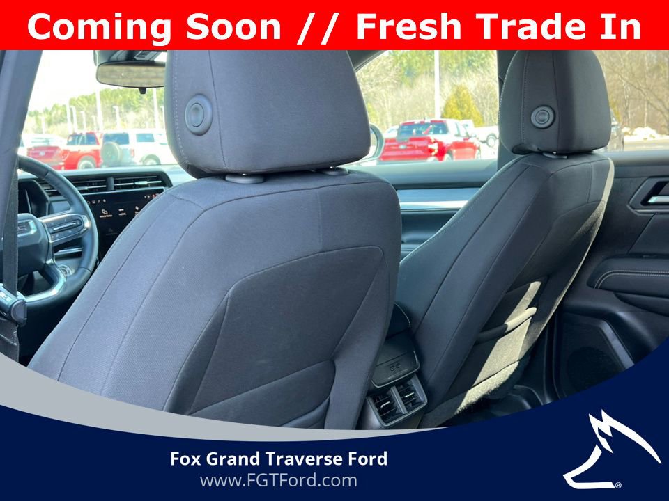 Used 2026 GMC Terrain Elevation image 26