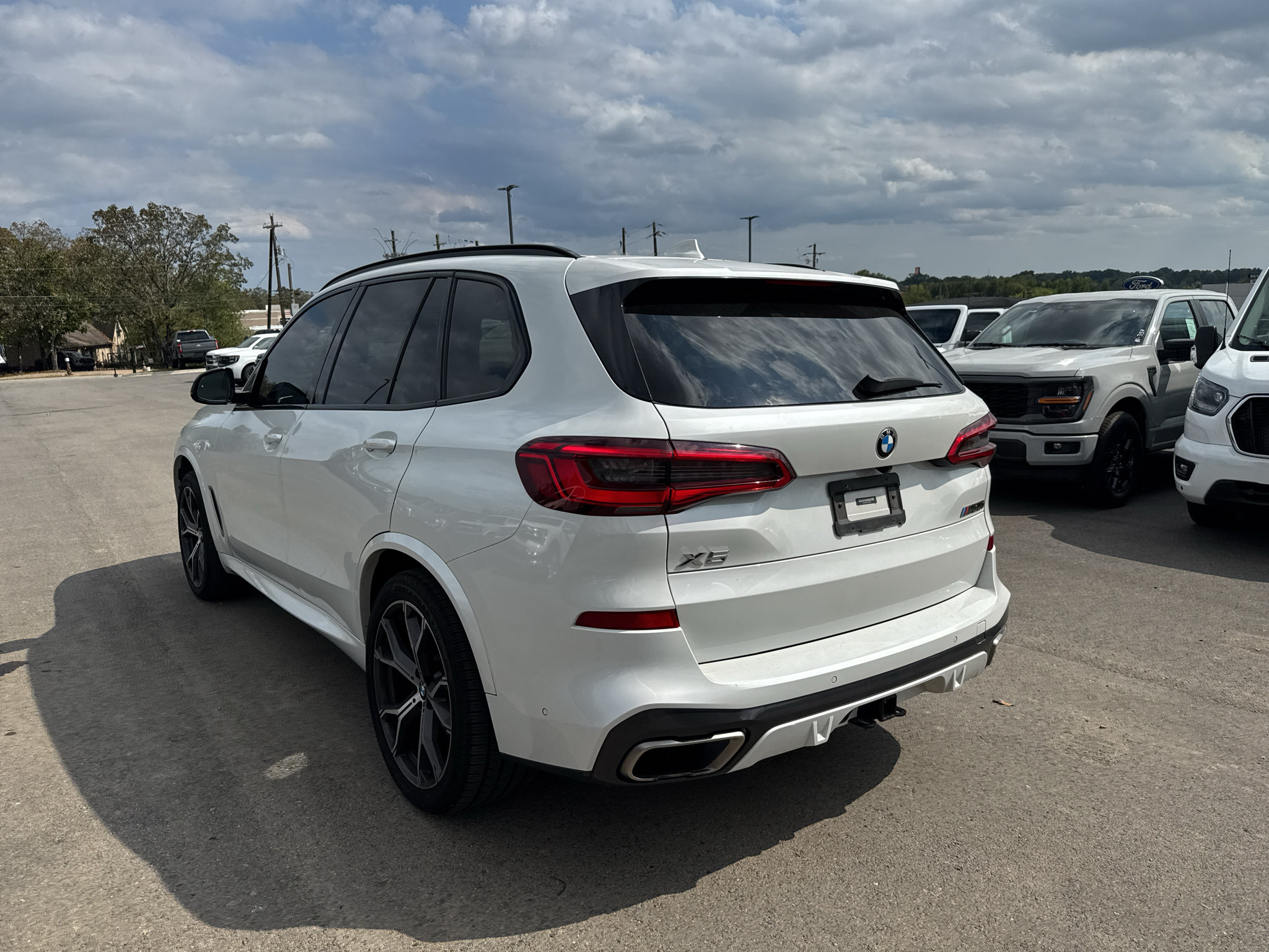 Used 2020 BMW X5 M50i w/ Executive Package AWD/4WD image 8