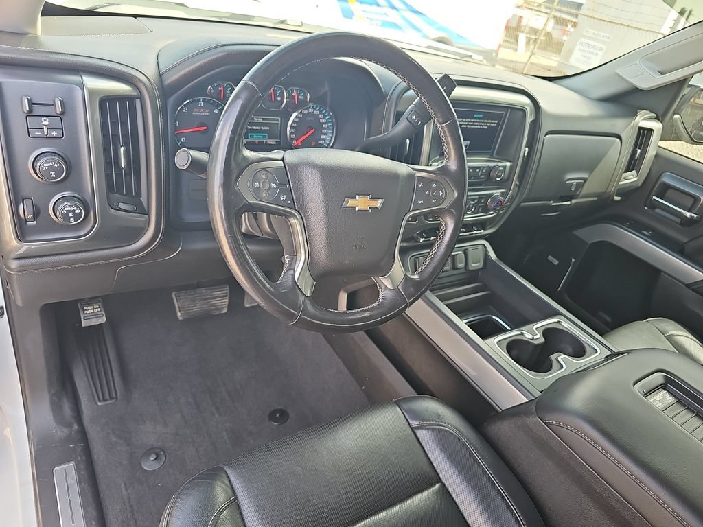 Used 2018 Chevrolet Silverado 1500 LTZ Z71 w/ Redline Edition AWD/4WD image 16