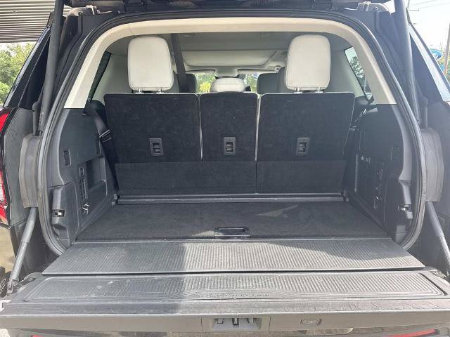 Certified 2025 Ford Expedition Platinum w/ Driver's Package AWD/4WD image 8